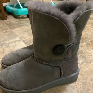 Women Uggs